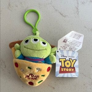 Toy Story Pizza Planet Alien Keychain NWT